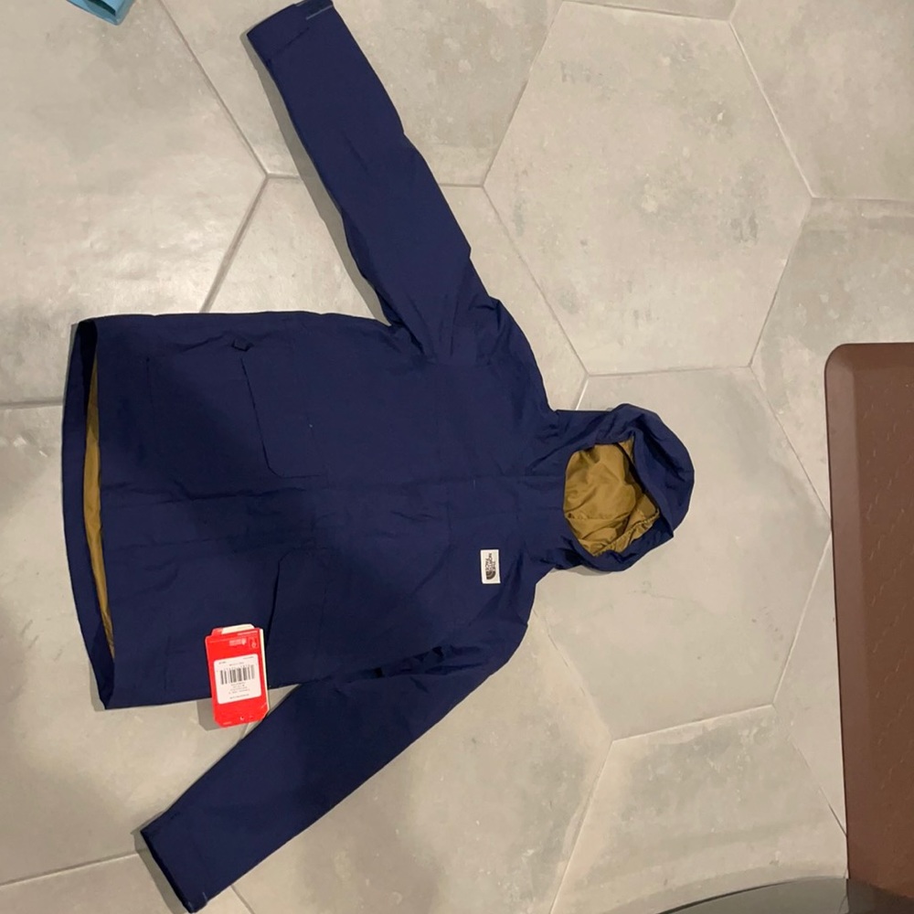 Boys Northface jacket with zipper out liner